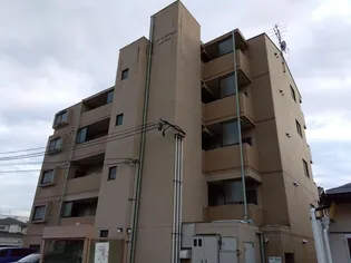 アバンサール泉中央の画像