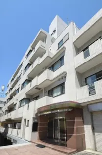 ロイヤルパーク高田【3階】の外観