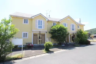 イーストグリーン【2階】の外観