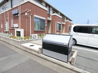 ユートピア ナミ ドゥ【2階】の内装