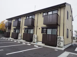 オー・ピュール【2階】の外観