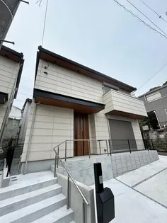 神奈川県横浜市保土ヶ谷区東川島町【一戸建】の外観