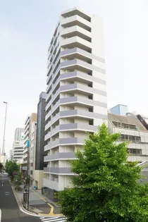 東京都中央区日本橋本町4【マンション】の外観