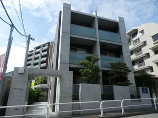 東京都港区六本木4【マンション】の外観