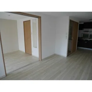 ヴァンヴェール柳町【4階】の外観