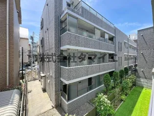 グランデール中目黒【2階】の外観
