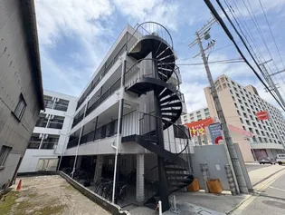 宝持ホワイトハイツ【2階】の外観