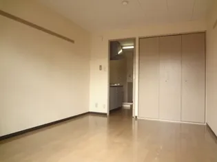 ジェイワンヒルズ西船【1階】の居間