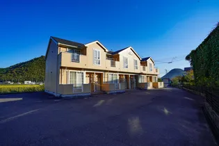 メゾン・ラフィーネ【1階】の外観