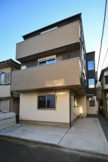 ルミエール朝霞台【3階】の外観