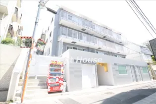 東京都渋谷区初台2【マンション】の外観