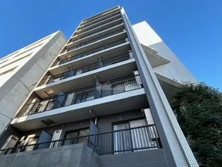 神奈川県横浜市鶴見区鶴見中央3【マンション】の外観