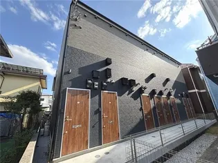 ブルームタウン【1階】の外観