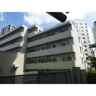 東京都新宿区市谷薬王寺町【マンション】の外観