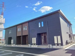 シャン・ド・フルールVIII【1階】の外観