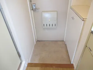 ニュー八景コープ【1階】の玄関