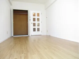 ニュー八景コープ【1階】の居間