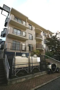 第3西形マンション【1階】の外観