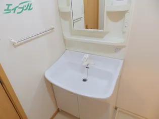 ファミール笹川【1階】の内装