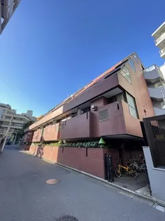 ライオンズマンション六本木【4階】の外観