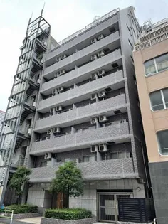 スカイコート三田慶大前【10階】の外観