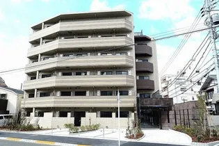 東京都世田谷区赤堤2【マンション】の外観