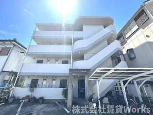 プレジデント吉野本町【1階】の外観