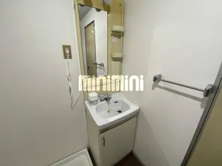 ヴィラロックウェル A【2階】の内装