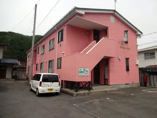 スイート バンビ【2階】の外観