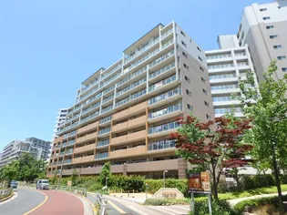 東京都足立区新田3【マンション】の外観