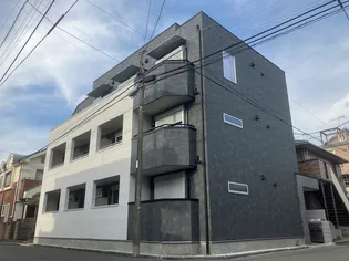 神奈川県横浜市金沢区泥亀1【アパート】の外観