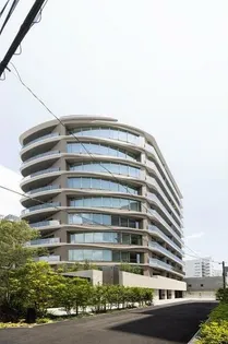 パークコート北青山【3階】の外観