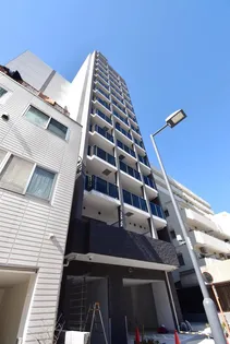 ミリアレジデンス新宿御苑【12階】の外観