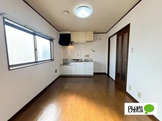 メゾンみなみ【2階】の居間