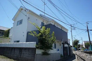 アンジュー【1階】の外観