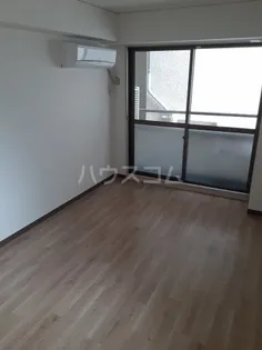 ドエル新小岩【2階】の居間