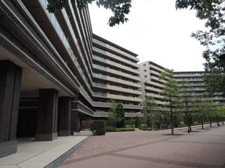 ヨコハマオールパークス一街区【1階】の外観