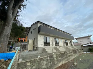 Danars court向山【2階】の外観