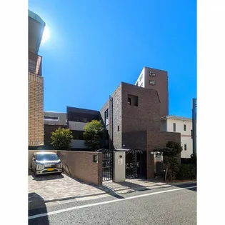 東京都品川区上大崎2【マンション】の外観