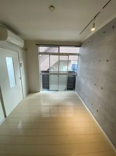 ファーストライフII【2階】の居間