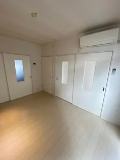 ファーストライフII【2階】の居間