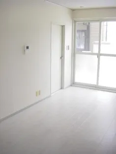 メモリー三千刈A【1階】の居間