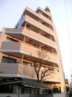 メゾン・ド・フォルス【2階】の外観