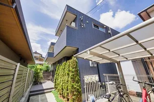 アイネブリュ【1階】の外観