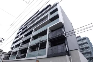 ラトゥール連坊【3階】の外観