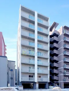 トロワメゾンの画像