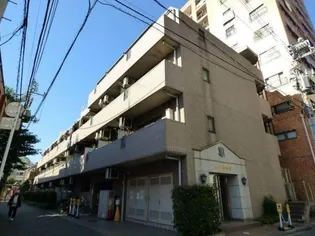 東京都新宿区四谷坂町【マンション】の外観