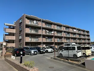 レジデンス山手台【4階】の外観