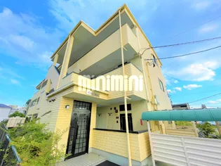 カムトゥルー【1階】の外観