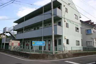 ファランドール矢中【3階】の外観